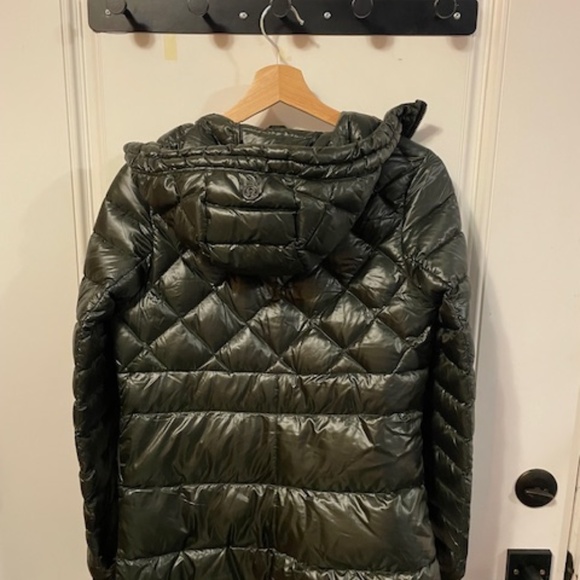 LULULEMON PUFFER JACKET - Picture 2 of 3